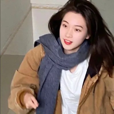 轻轻拂过